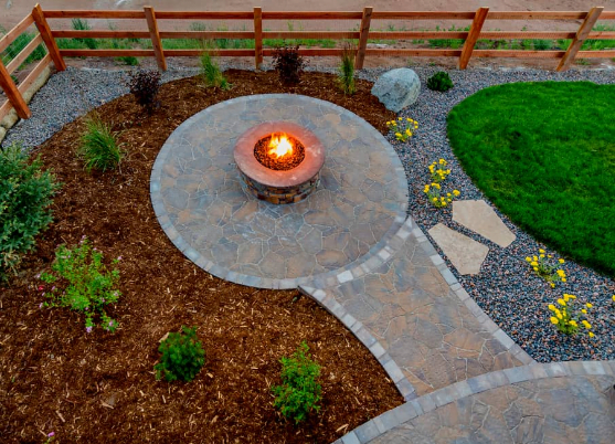 Mulching with stones: beauty with utility